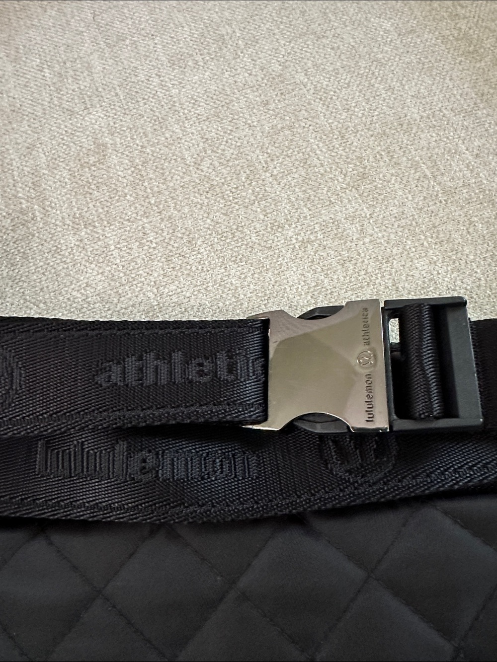 lululemon athletica Black Quilted Belt Bag - Picture 5 of 9